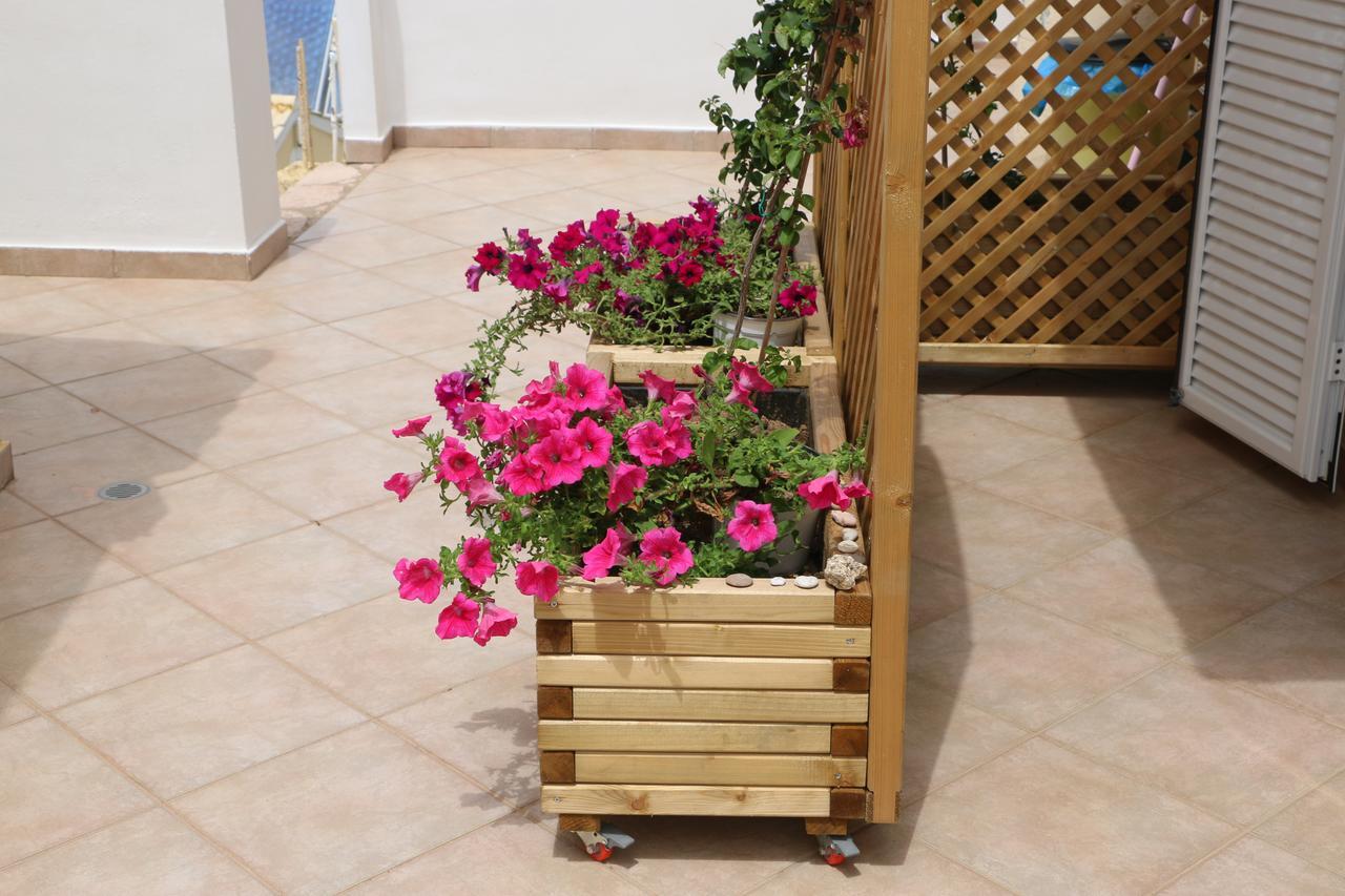 Andriana Aparthotel Agios Georgios  Buitenkant foto