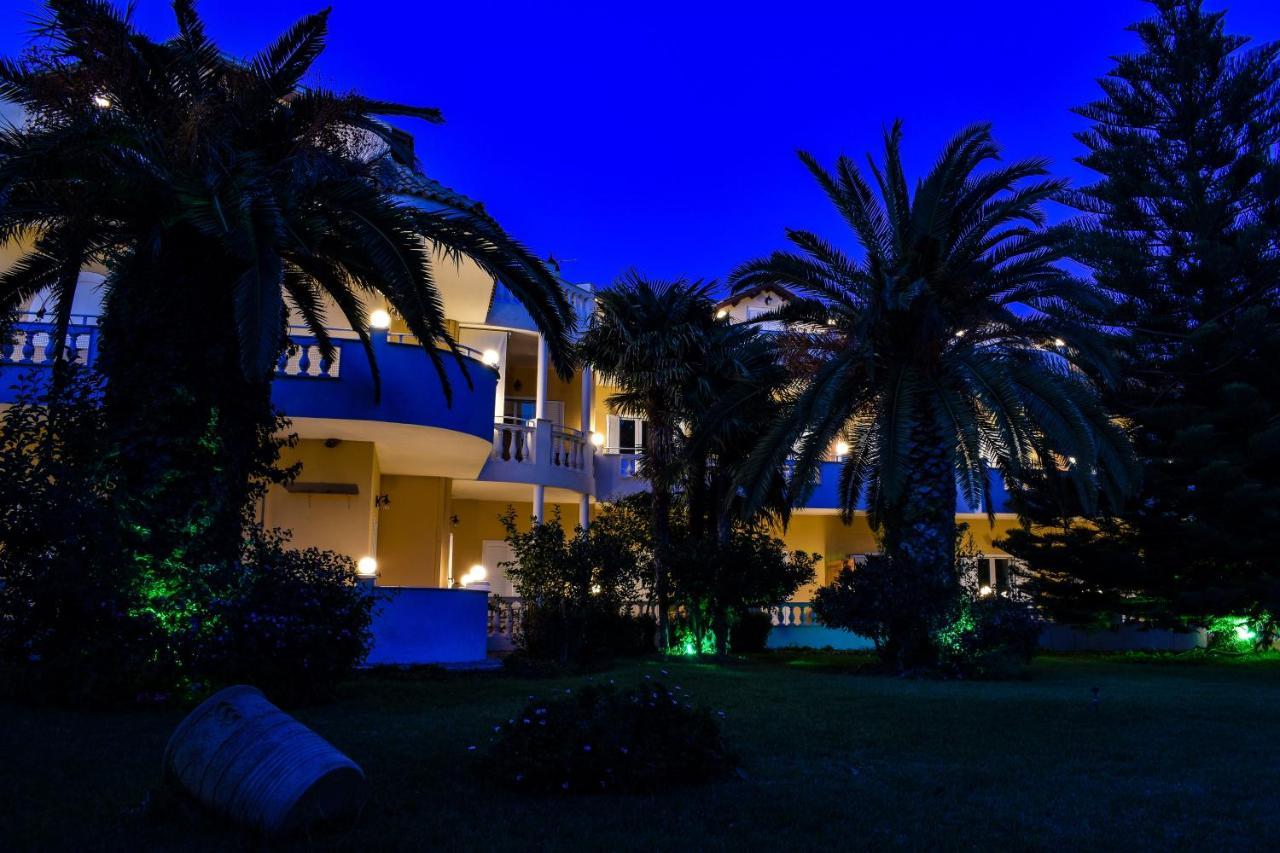 Andriana Aparthotel Agios Georgios  Buitenkant foto