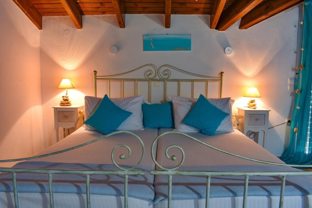Andriana Aparthotel Agios Georgios  Buitenkant foto