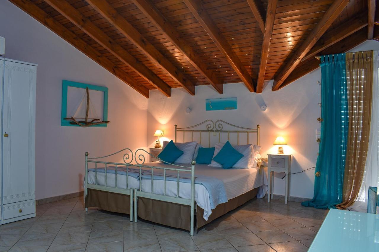 Andriana Aparthotel Agios Georgios  Buitenkant foto