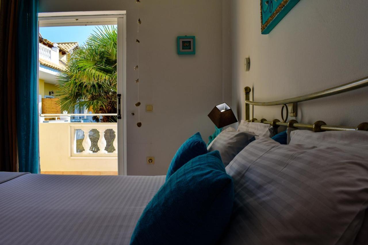Andriana Aparthotel Agios Georgios  Buitenkant foto