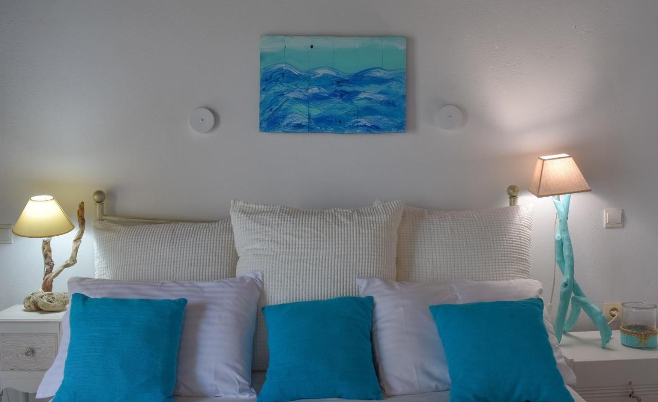 Andriana Aparthotel Agios Georgios  Buitenkant foto